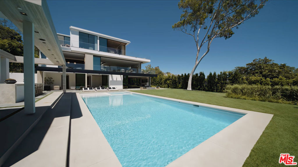 Casale Rd, Pacific Palisades, CA 90272
