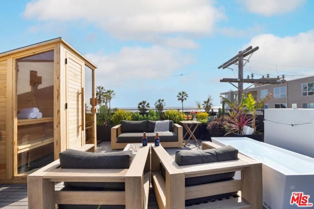 Venice Blvd, Venice, CA 90291 #1
