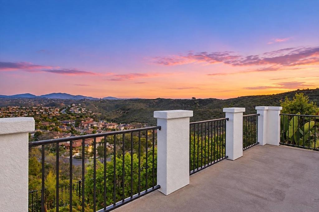 Vista Elevada , San Diego, CA 92131