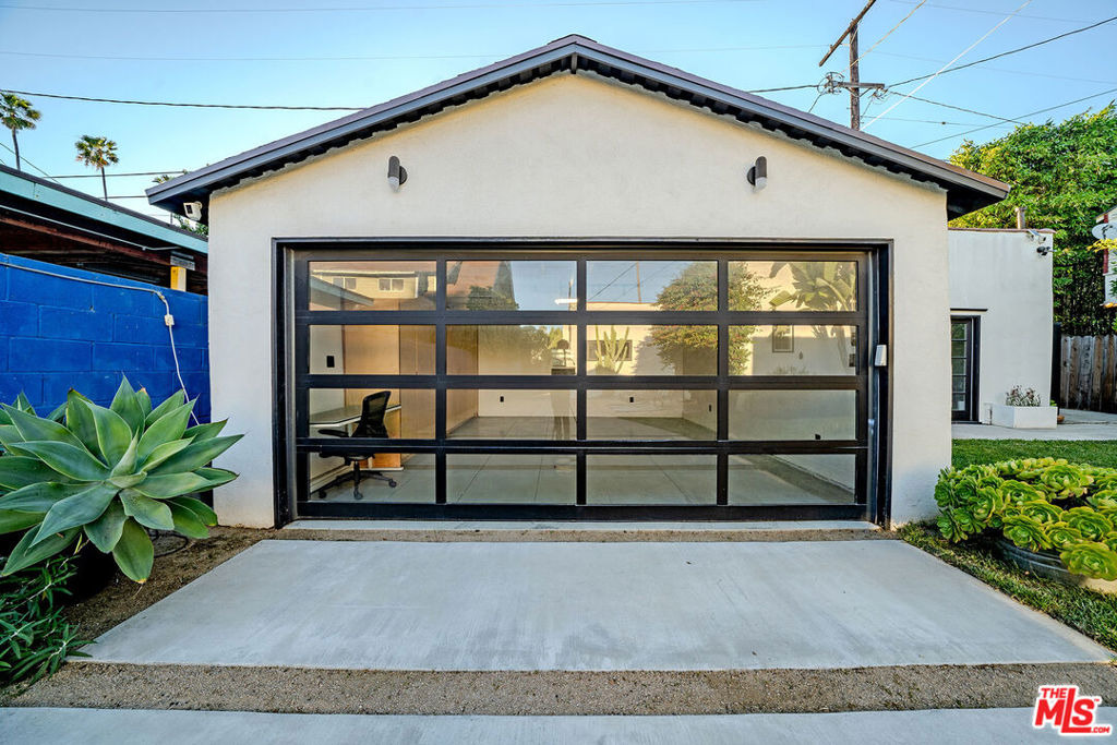 Kingsley Dr, Los Angeles, CA 90004