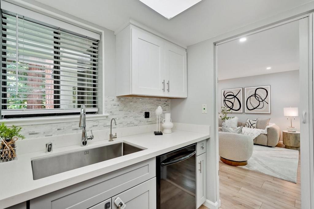 San Conrado Ter, Sunnyvale, CA 94085 #1