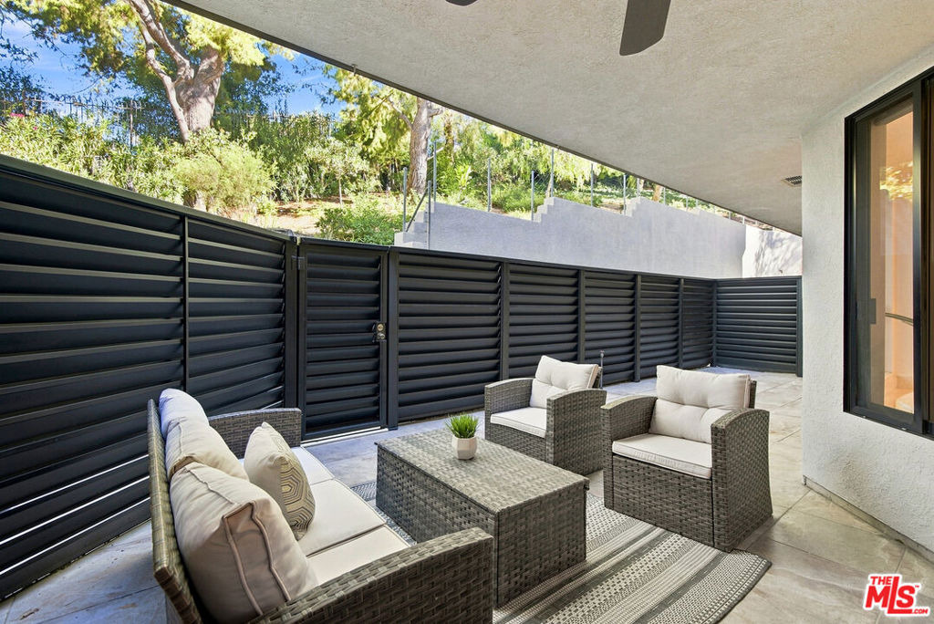 Park Encino Ln, Encino, CA 91436 #1