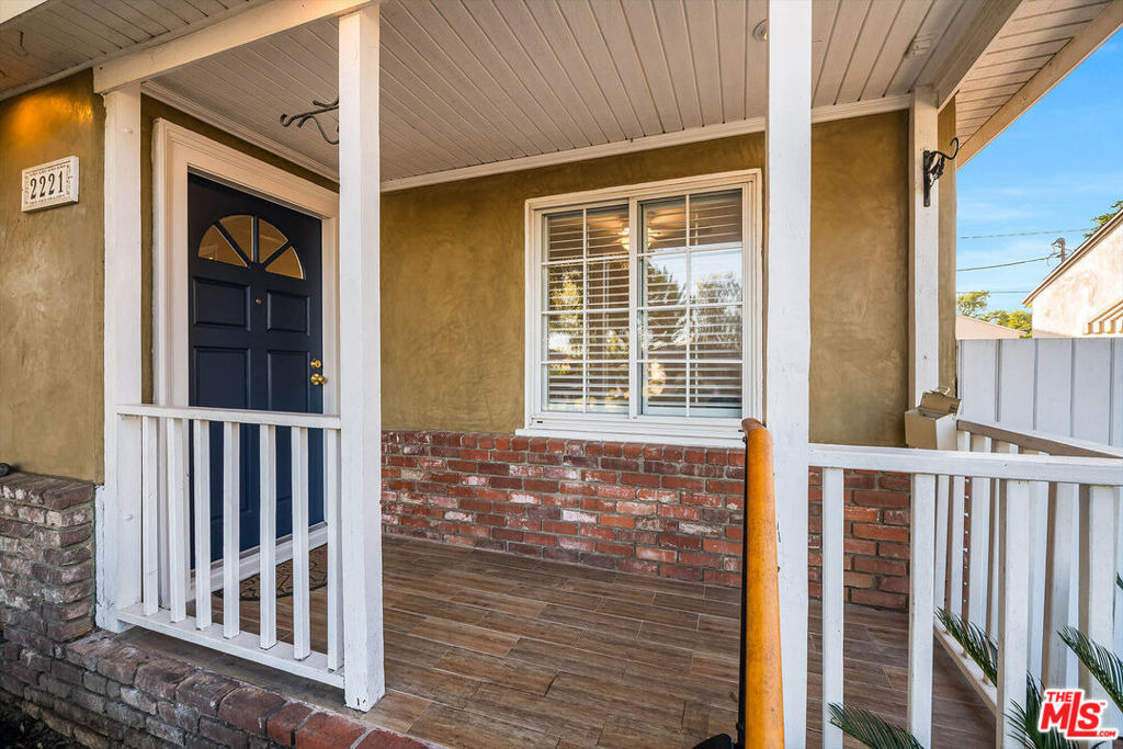 Valley St, Burbank, CA 91505