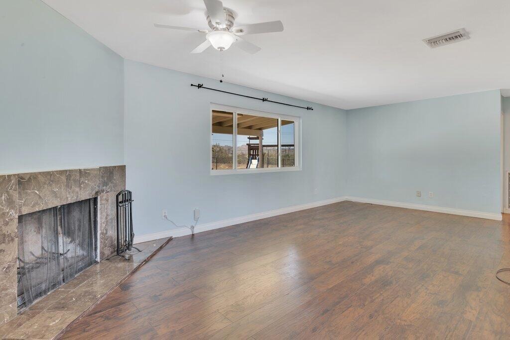 Hanford Ave, Yucca Valley, CA 92284 #1