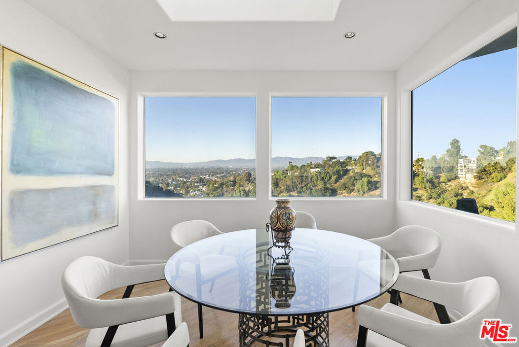 Avenida Del Sol , Studio City, CA 91604 #1