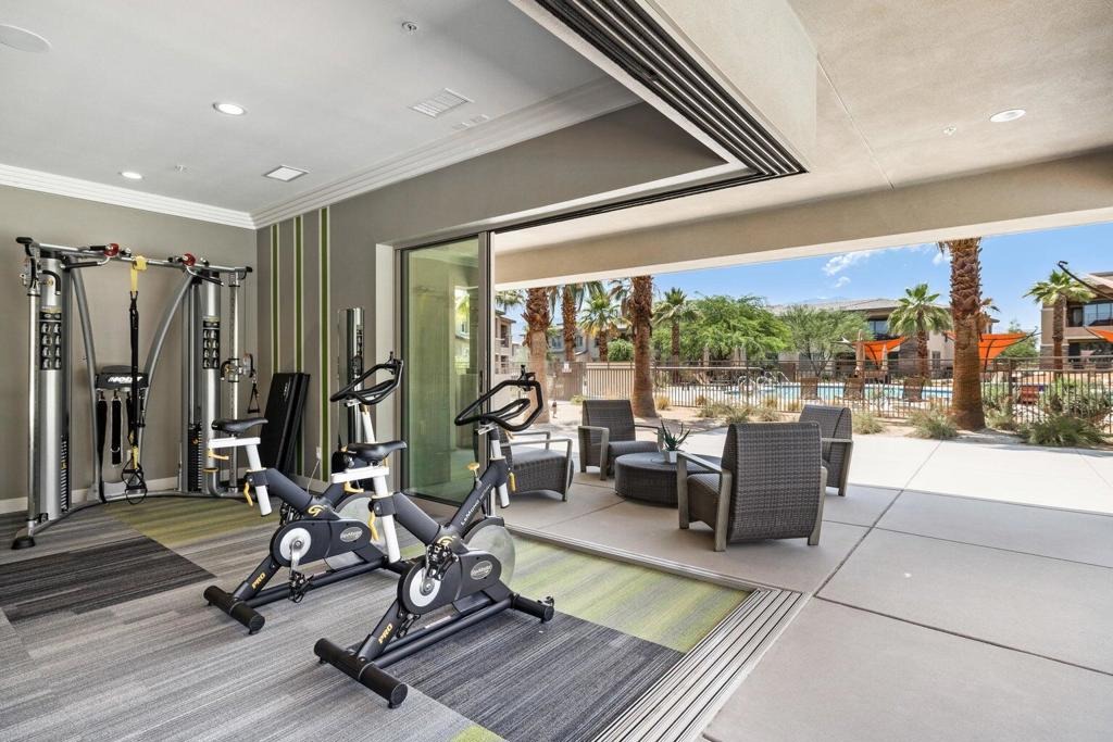Retreat Cir, Palm Desert, CA 92260