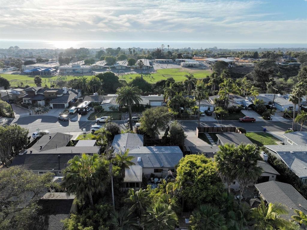 Avenida DE San Clemente , Encinitas, CA 92024