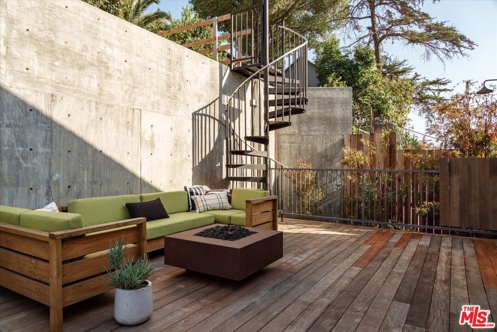 Myra Ave, Los Angeles, CA 90029 #1