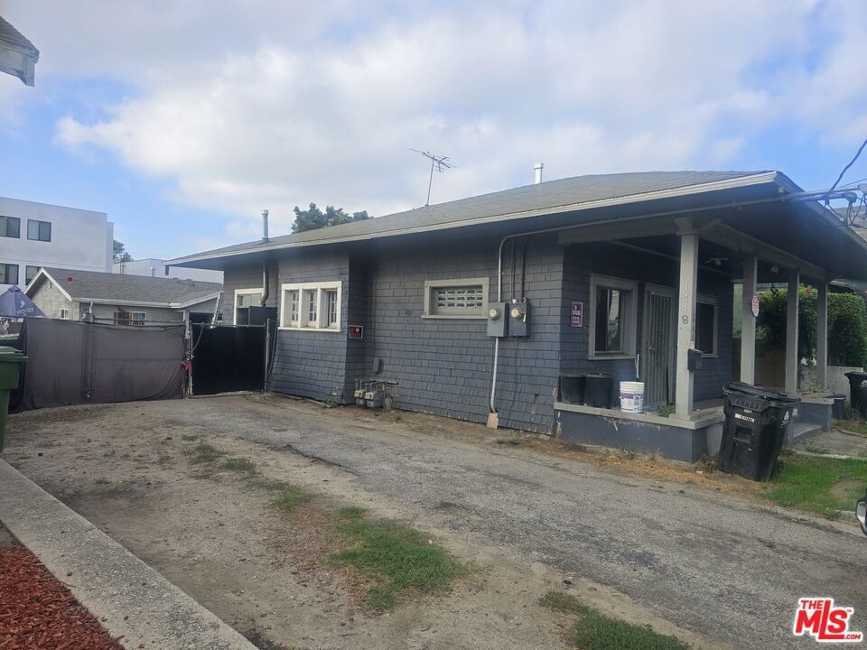 36th St, Los Angeles, CA 90018