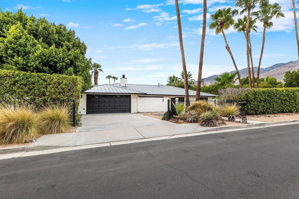 Amado Rd, Palm Springs, CA 92262 #1