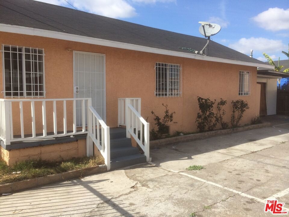 Century Blvd, Los Angeles, CA 90044