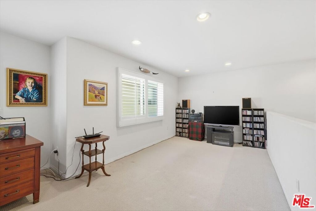 11th St, Santa Monica, CA 90403