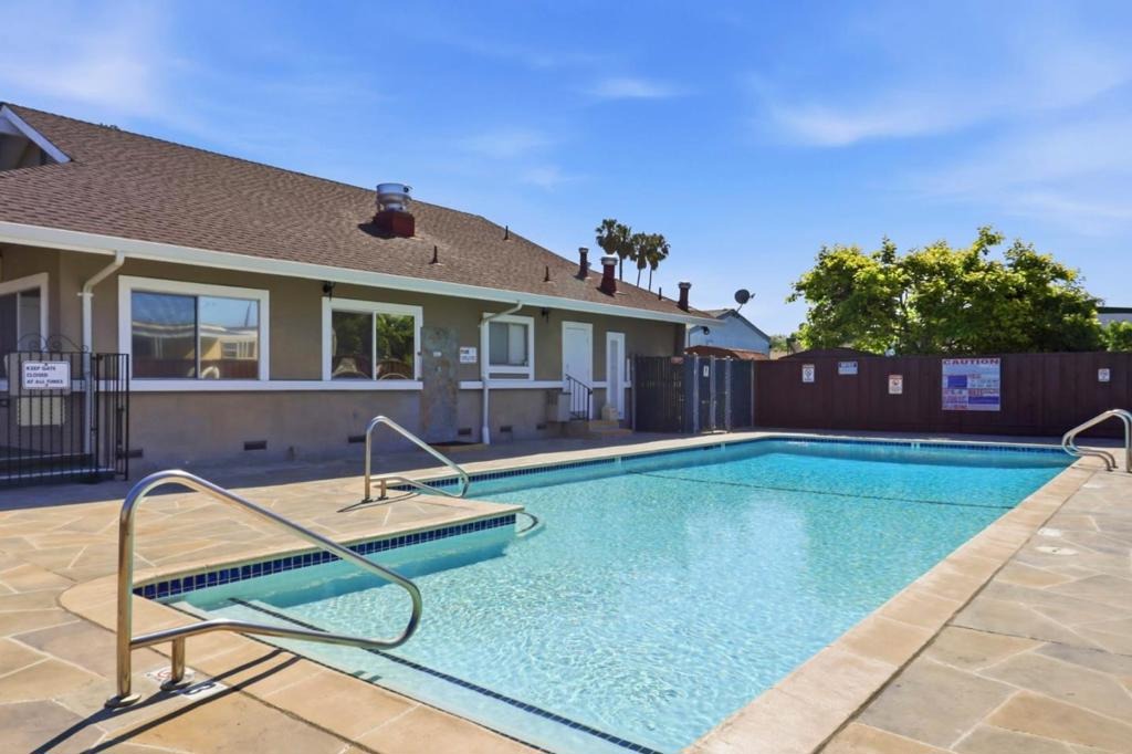 Oakland Rd, San Jose, CA 95112 #1