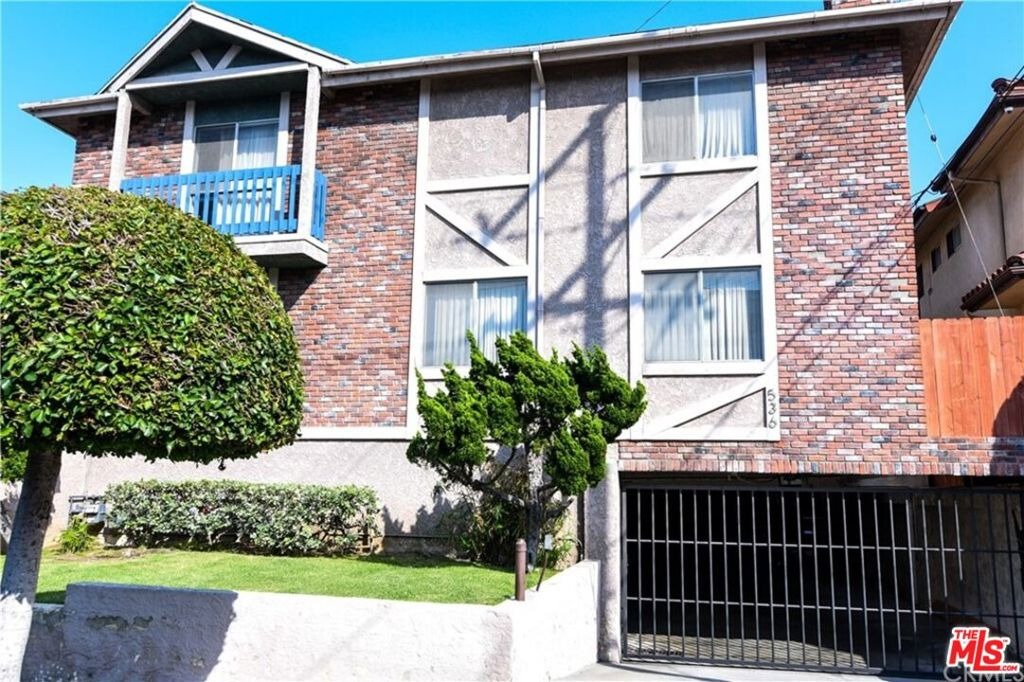 Evergreen St, Inglewood, CA 90302