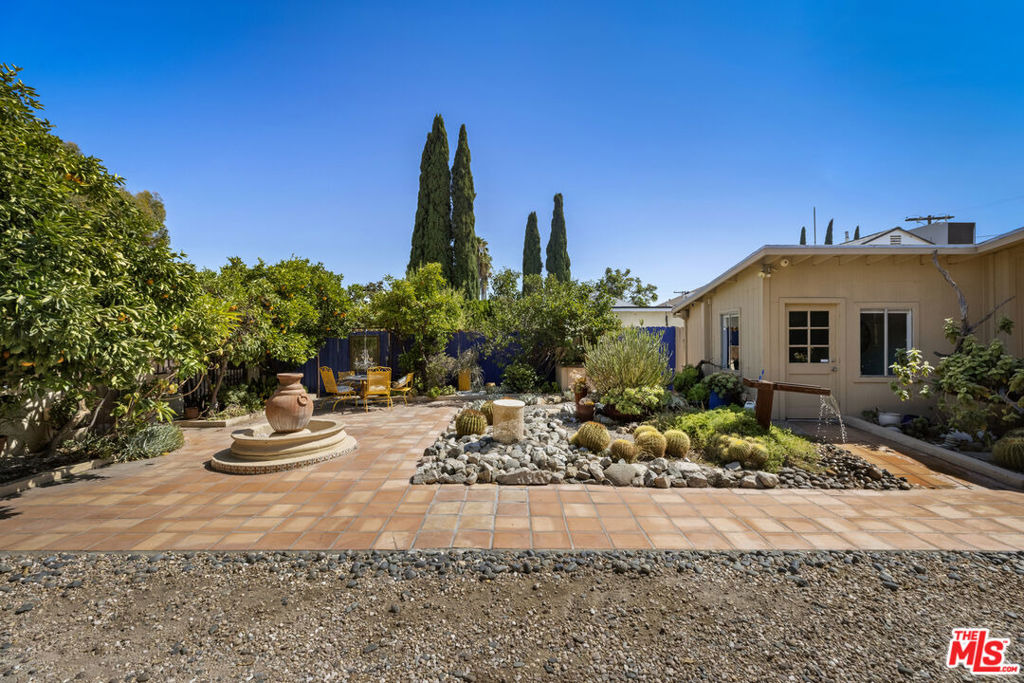 Fulcher Ave, North Hollywood, CA 91606