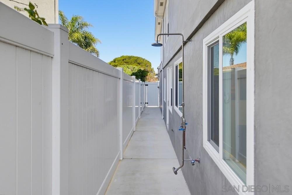 Saratoga Ave, San Diego, CA 92107