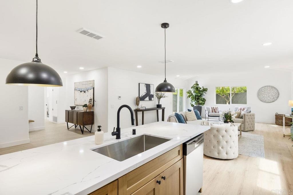 Sherbourne Dr, Oceanside, CA 92056