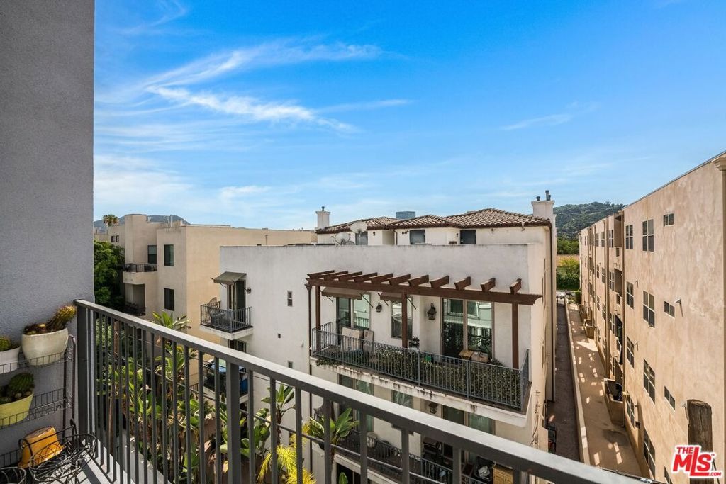 Bloomfield St, North Hollywood, CA 91602 #1