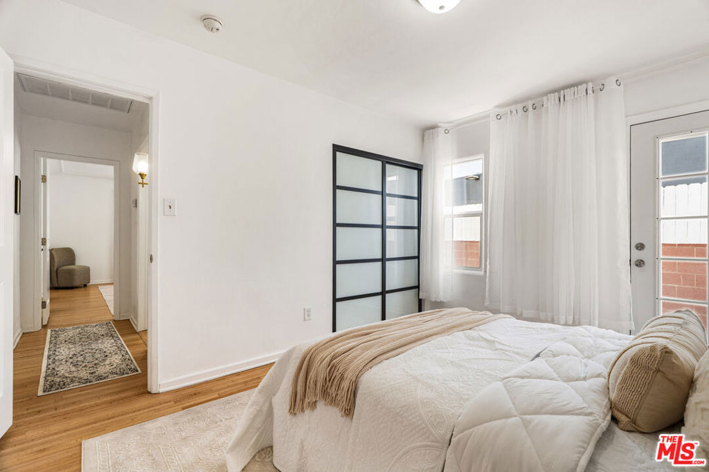 Hauser Blvd, Los Angeles, CA 90019
