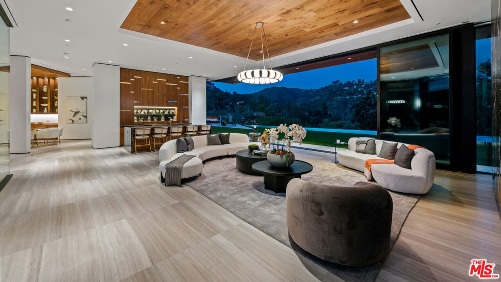 Angelo Dr, Beverly Hills, CA 90210 #1