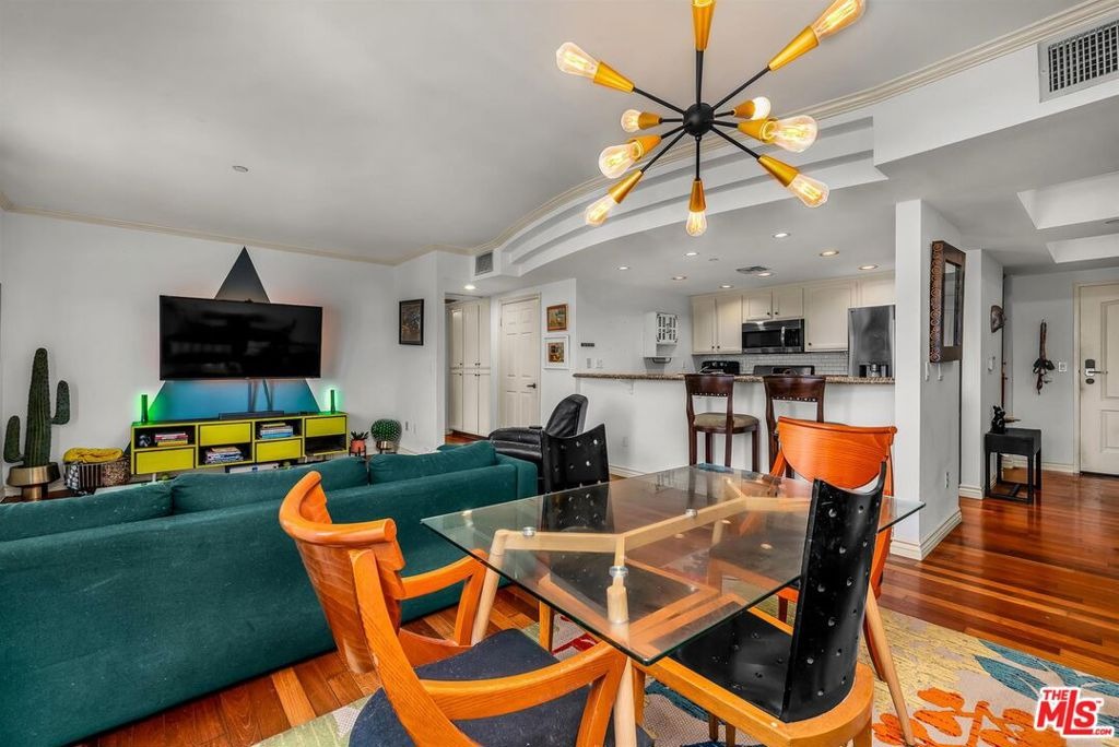 Whitsett Ave, Valley Village, CA 91607 #1