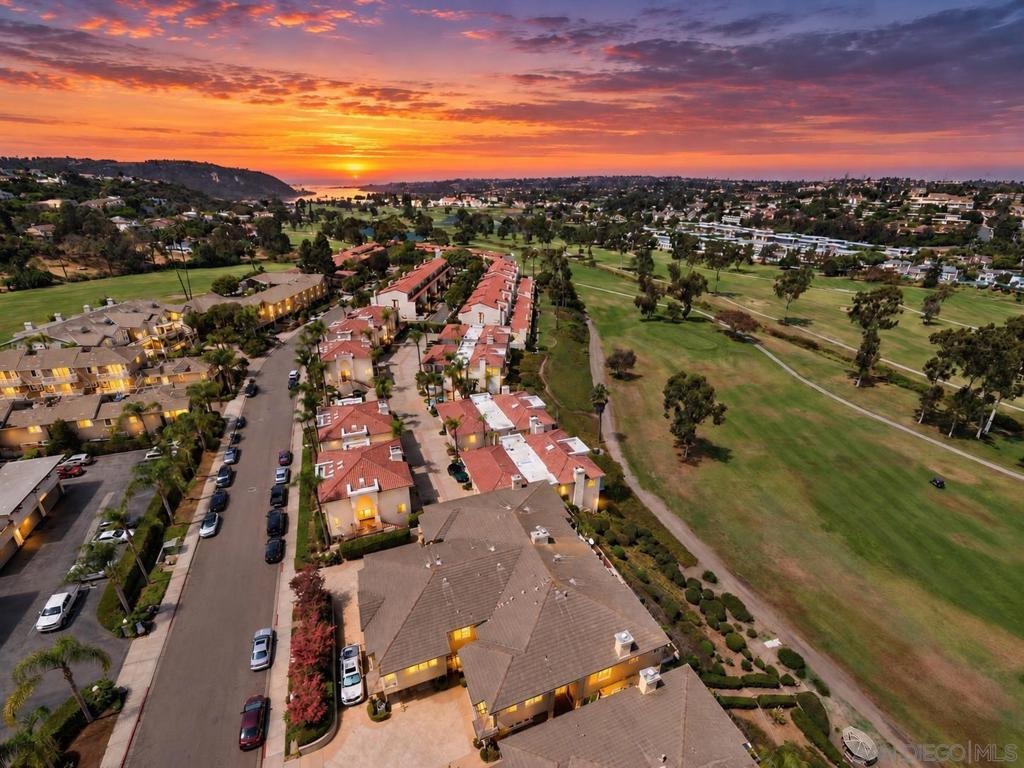 Navarra Dr, Carlsbad, CA 92009