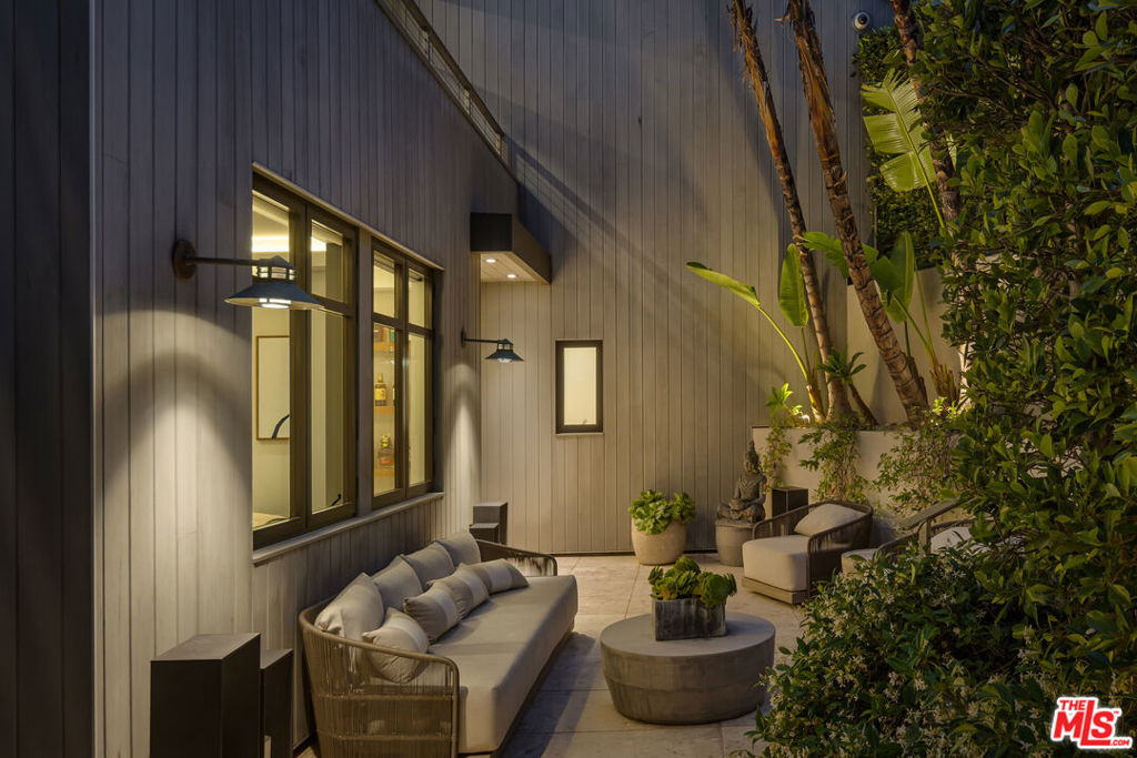 Victoria Point Rd, Malibu, CA 90265
