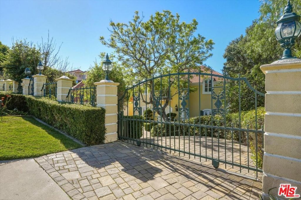 Via Castilla , Palos Verdes Estates, CA 90274 #1