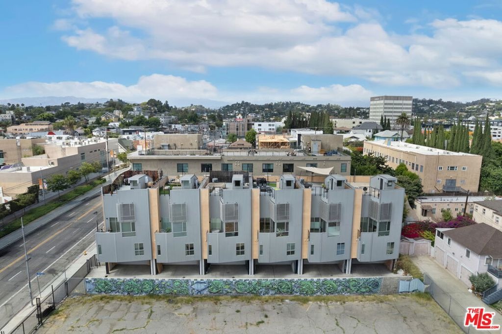 Kingston Pl, Los Angeles, CA 90026 #1