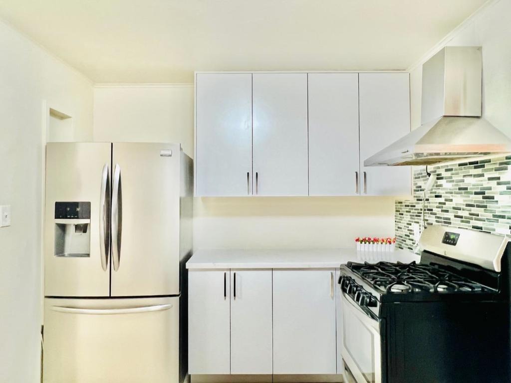 Flynn Ave, Redwood City, CA 94063 #1