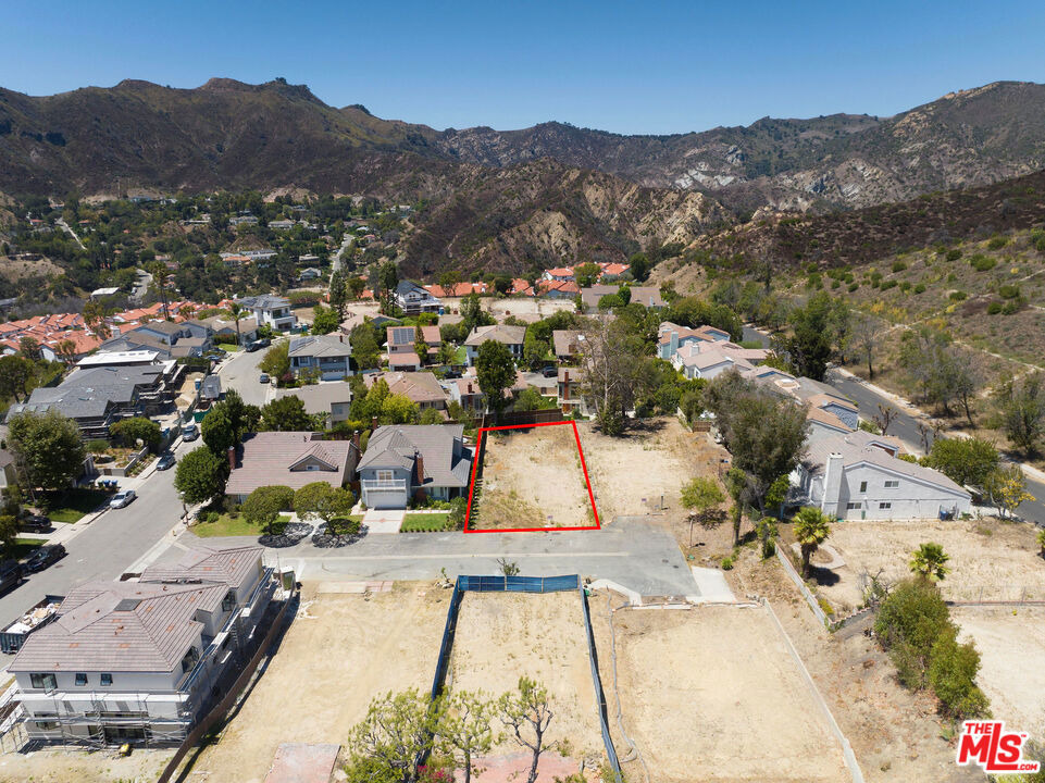 Avenida DE LA Herradura , Pacific Palisades, CA 90272 #1