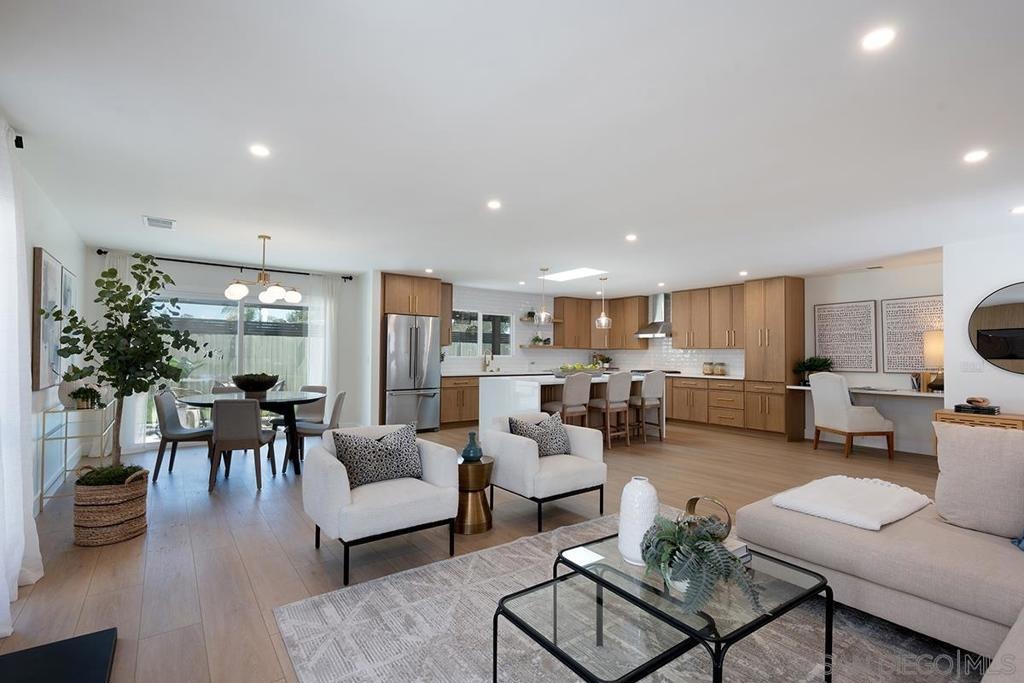 Syracuse Ln, San Diego, CA 92122