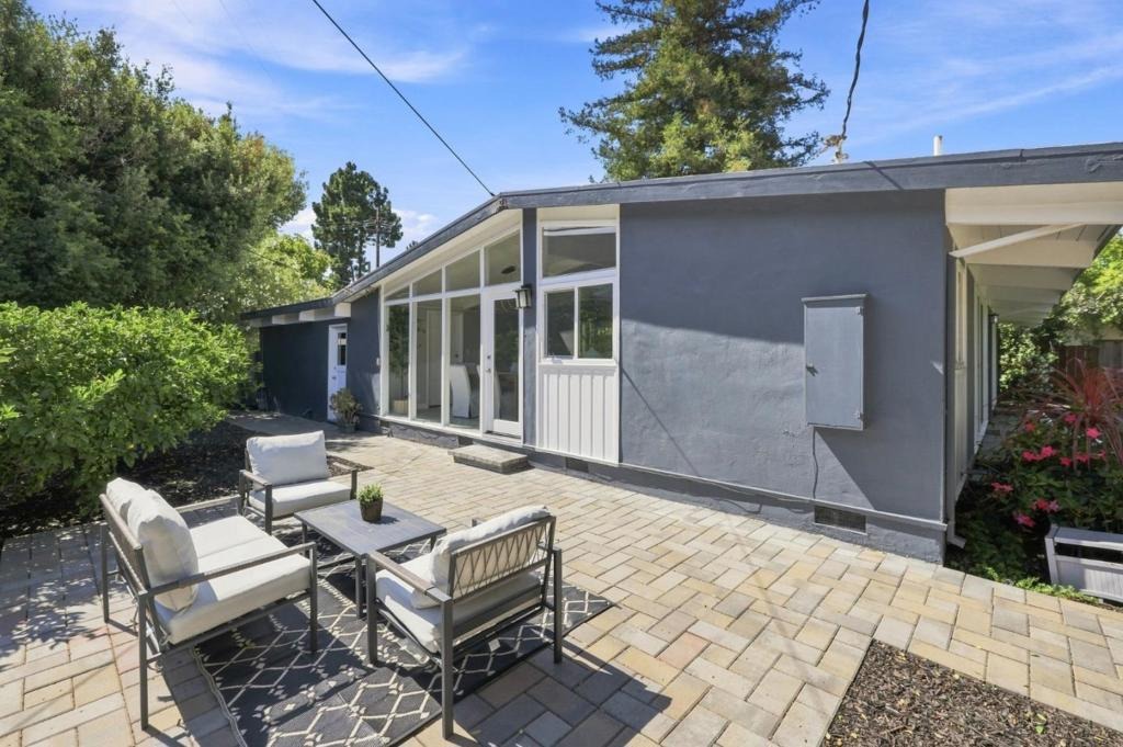 Charleston Rd, Palo Alto, CA 94303