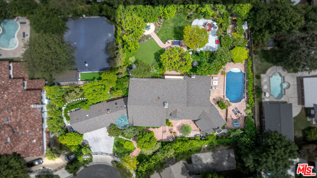 Calvin Ave, Tarzana, CA 91356 #1