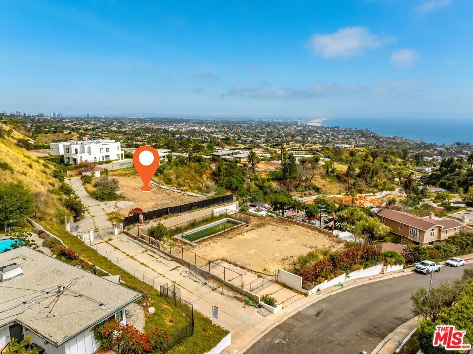 Enchanted Way, Pacific Palisades, CA 90272