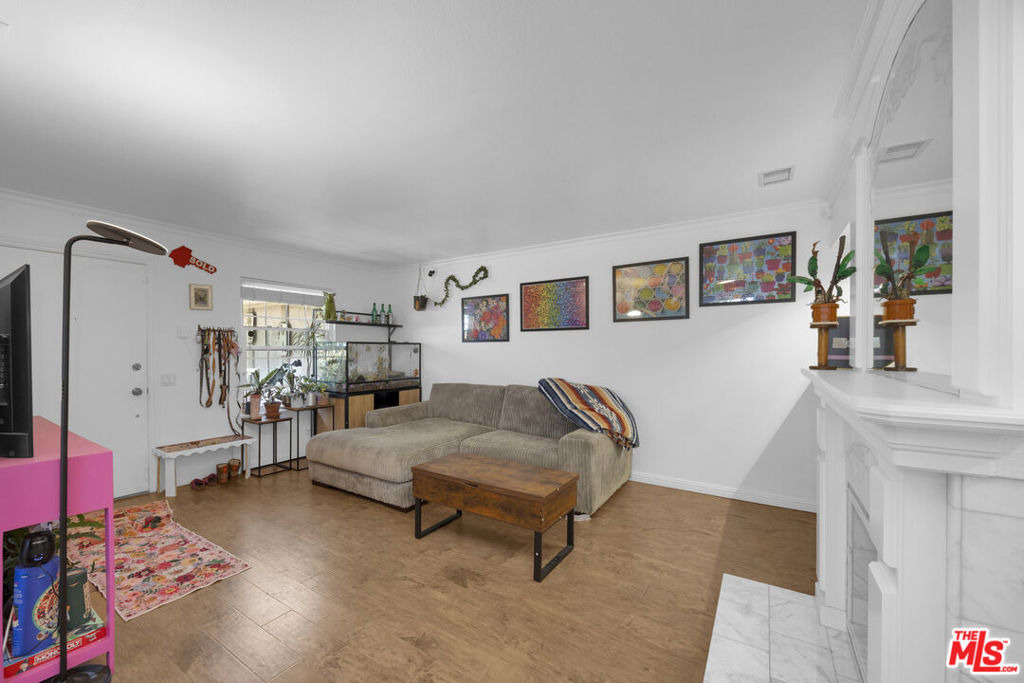 Candlestick Ln, Cypress, CA 90630
