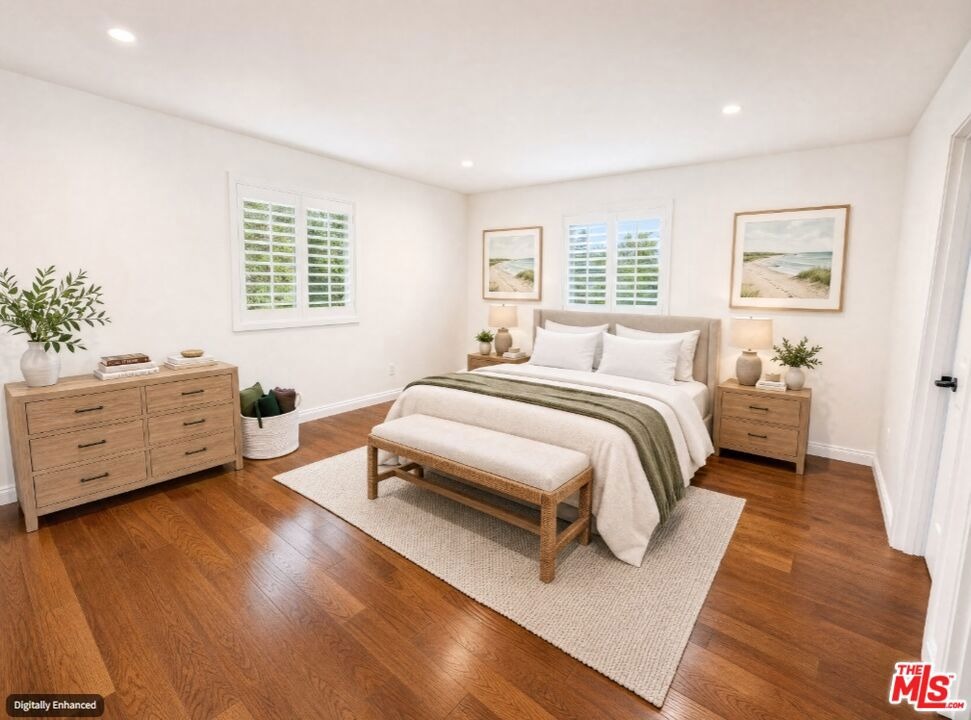 Street Andrews Pl, Los Angeles, CA 90019