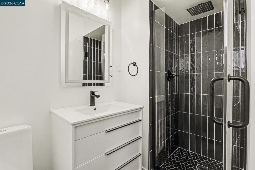 Lamont Ct, Vallejo, CA 94591