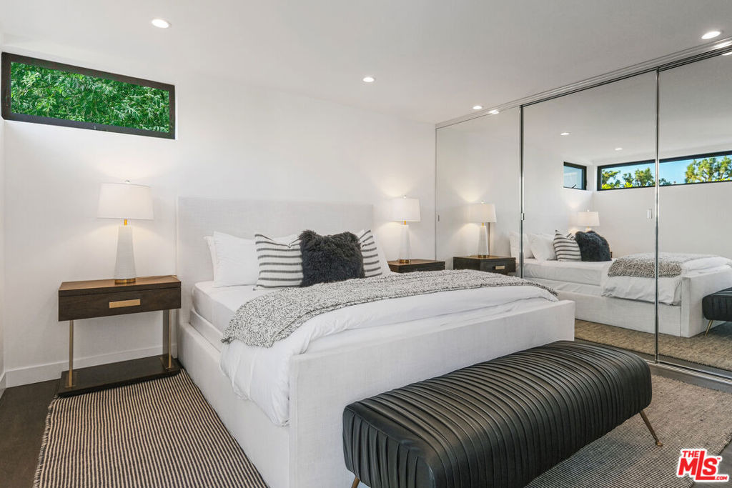 Orlando Ave, West Hollywood, CA 90069
