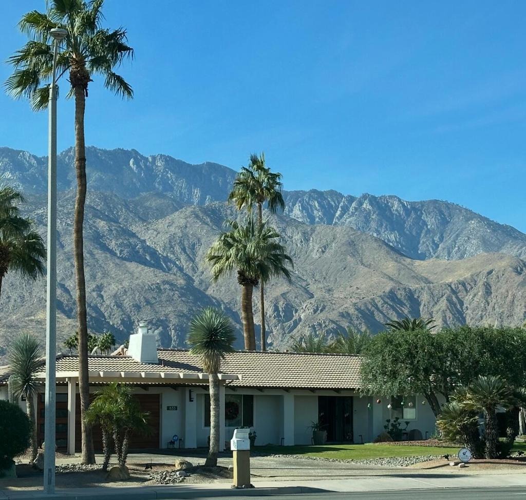 Farrell Dr, Palm Springs, CA 92262 #1