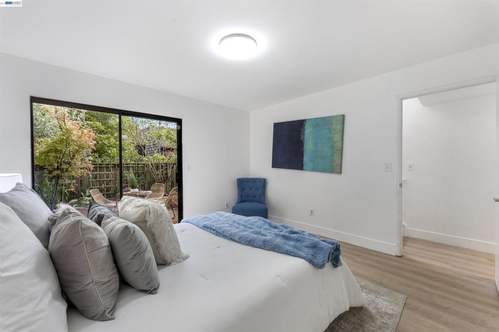Beachview Ave, Pacifica, CA 94044