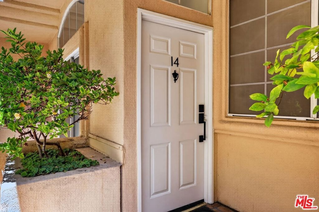 LA Maida St, North Hollywood, CA 91601