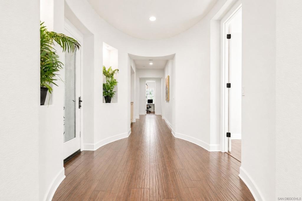 Helenite Pl, Carlsbad, CA 92009