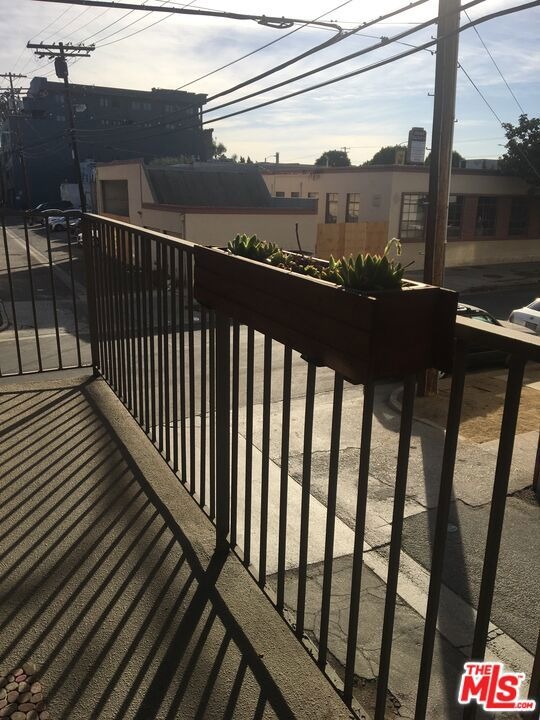 Wooster St, Los Angeles, CA 90035 #1