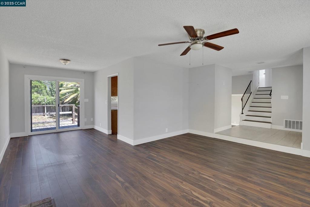 Asbury Dr, Vacaville, CA 95687