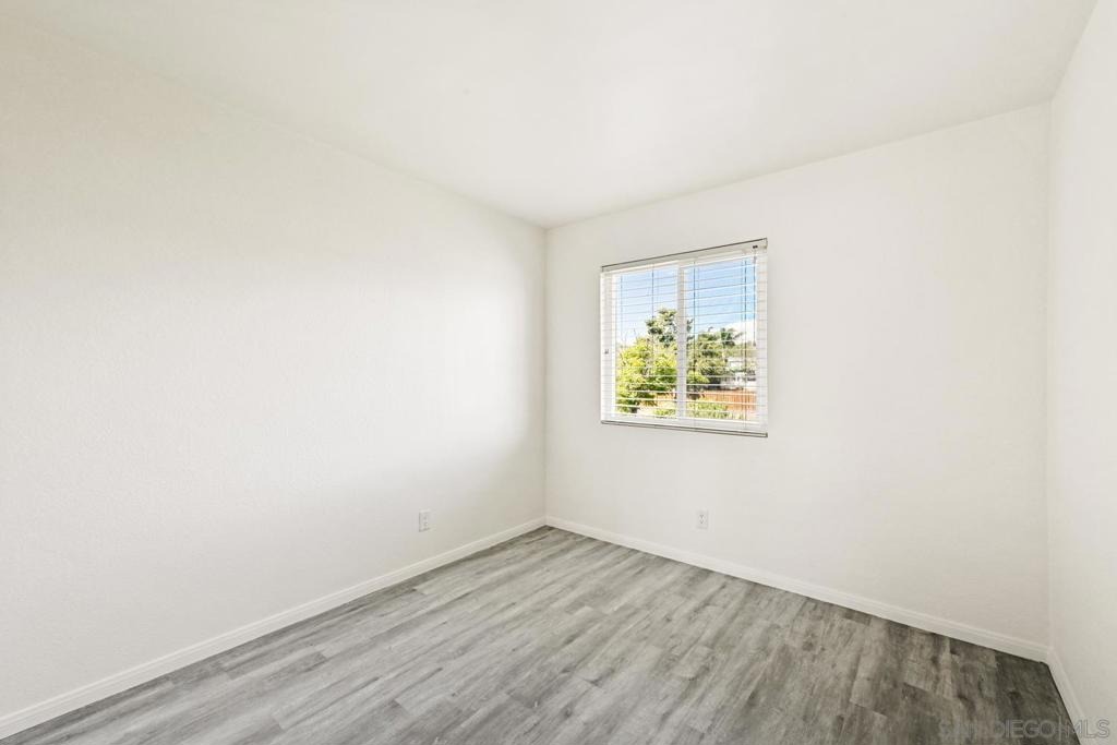 Carlton Oaks Dr, Santee, CA 92071