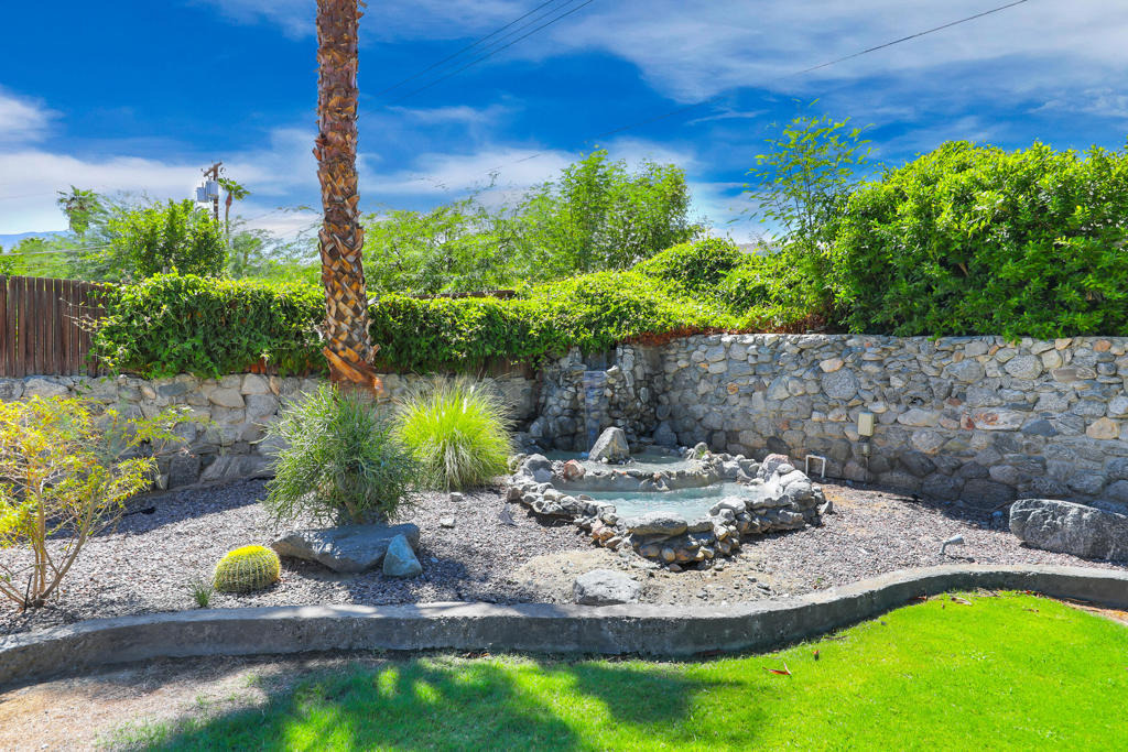 Avenida Diaz , LA Quinta, CA 92253