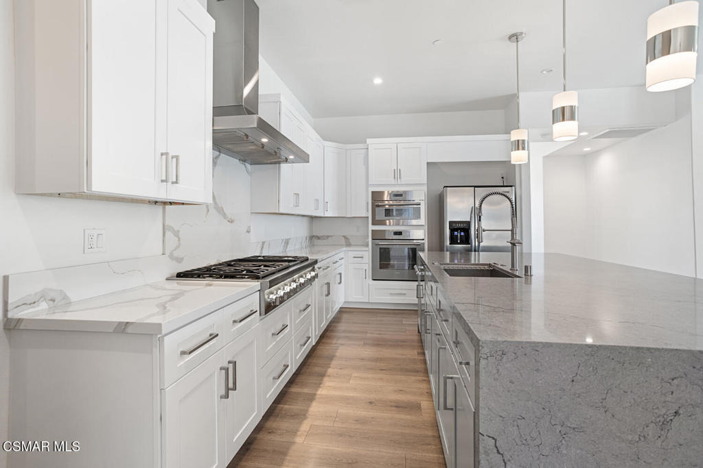 Toyon Ct, Thousand Oaks, CA 91362 #1