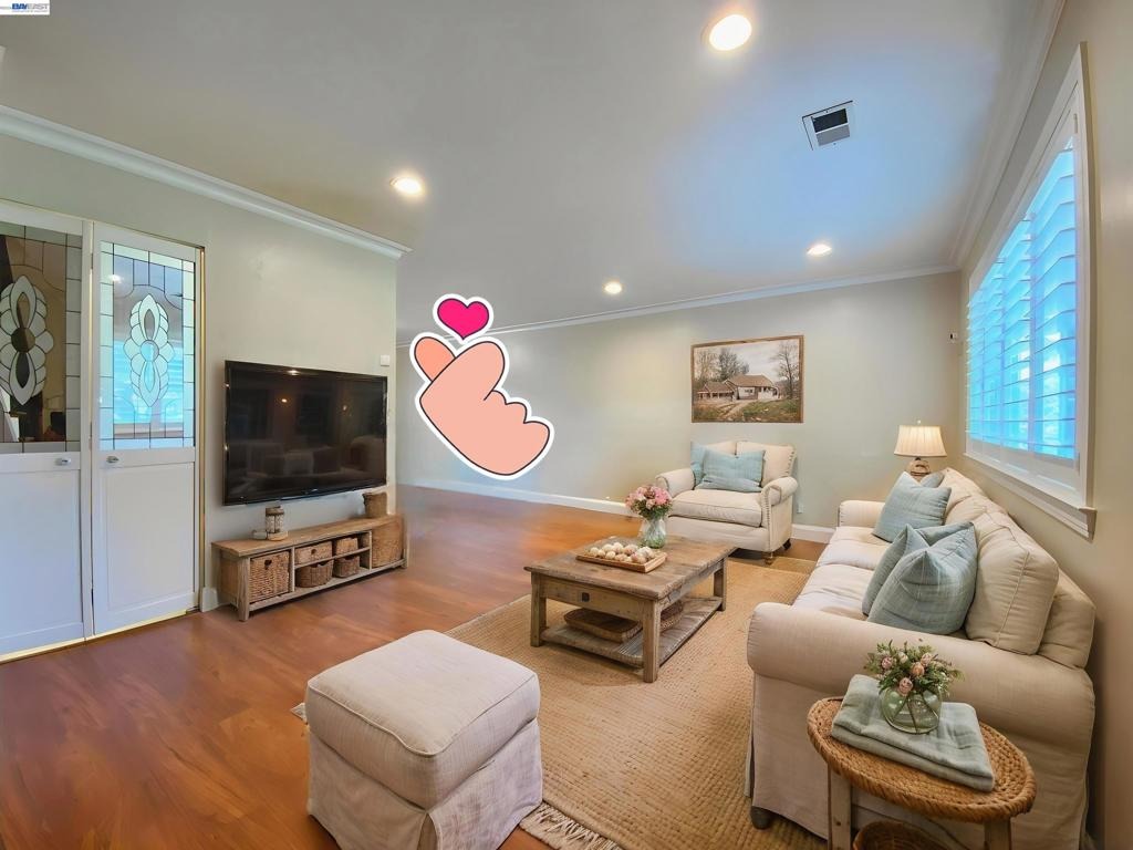 Hemlock Ln, Milpitas, CA 95035