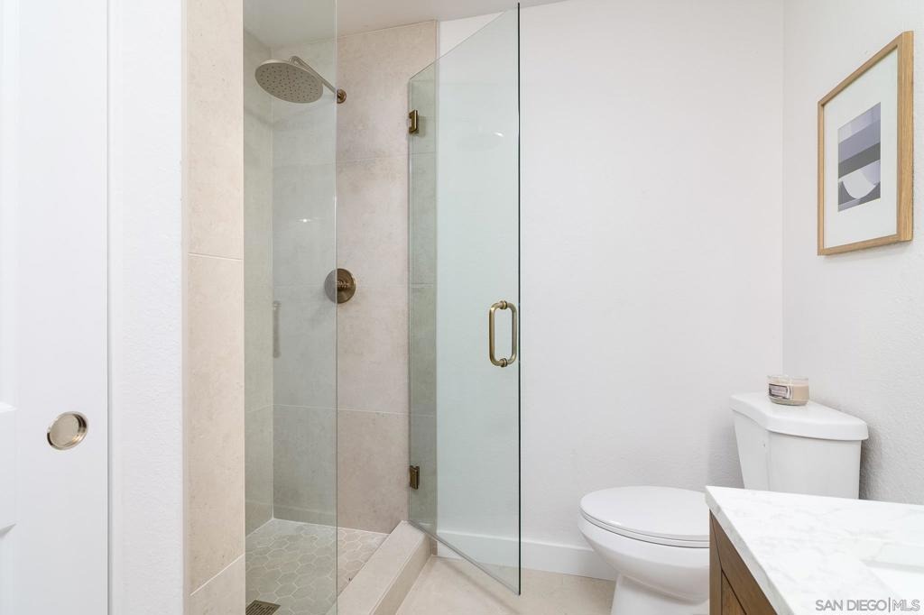 Cazadero Dr, Carlsbad, CA 92009